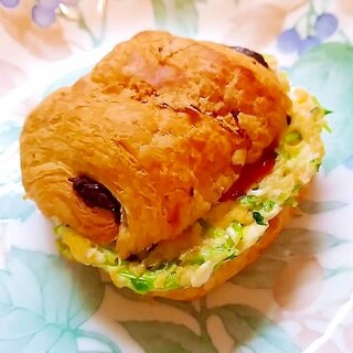 豆苗卵焼きデニッシュサンド